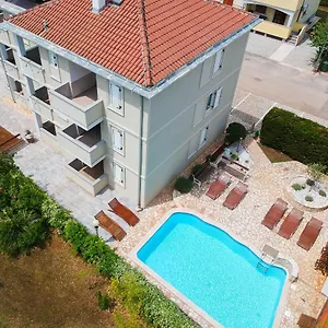 And Degra Apartman